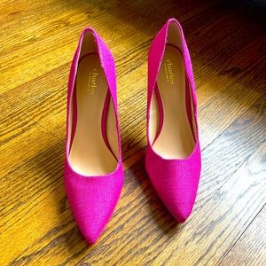 Hot pink linen with leather sole Charles David pumps. Very lightly worn.